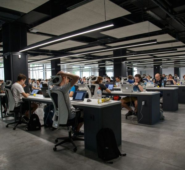 What Makes a Startup Idea Worth Pursuing Further