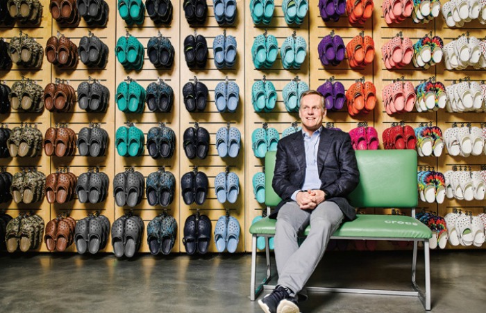 Crocs Business Revival Strategy From Mockery to Billion Dollar Brand Again